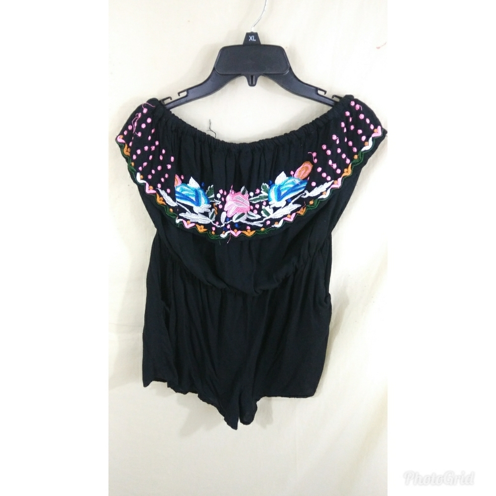 Between Me & You Women Romper Size M